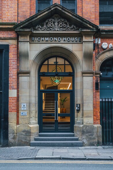 15 Bloom St, Manchester to rent - Building Photo - Image 1 of 17