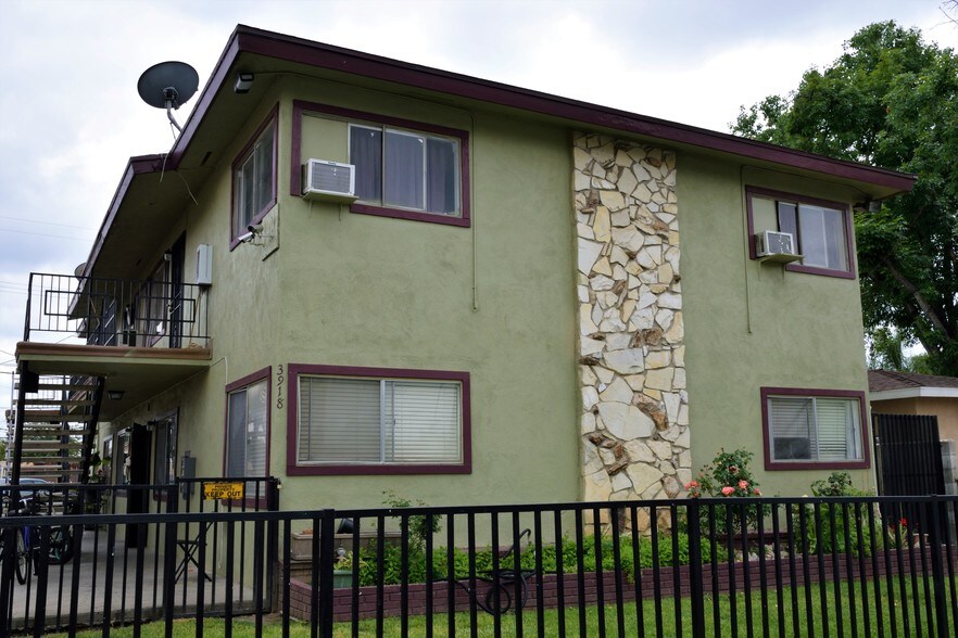 3918 Paddy Ln, Baldwin Park 91706 UK