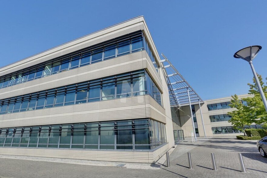Office in Wissous to rent - Building Photo - Image 3 of 18