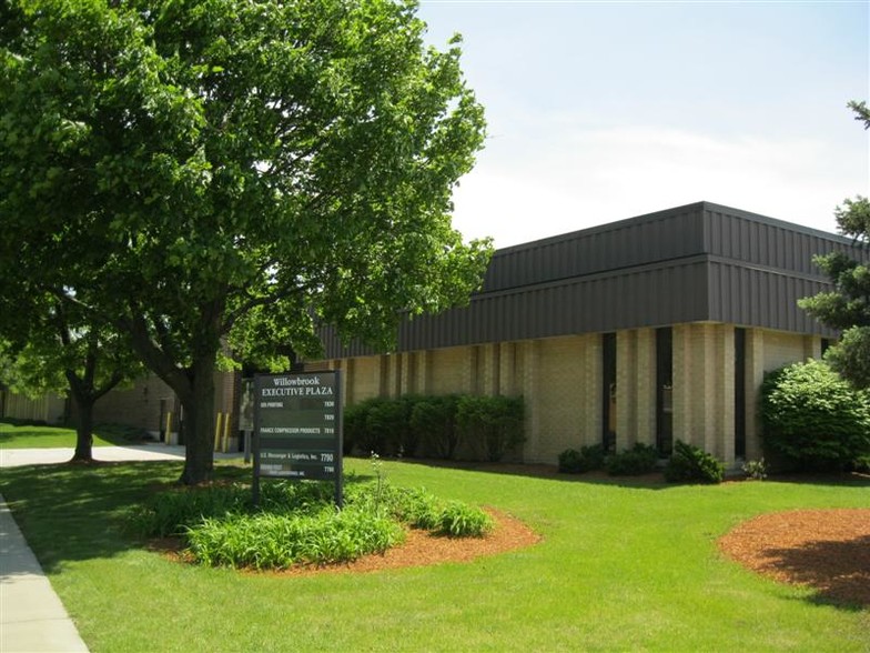 7780-7850 S Quincy St, Willowbrook, IL for sale - Building Photo - Image 1 of 1