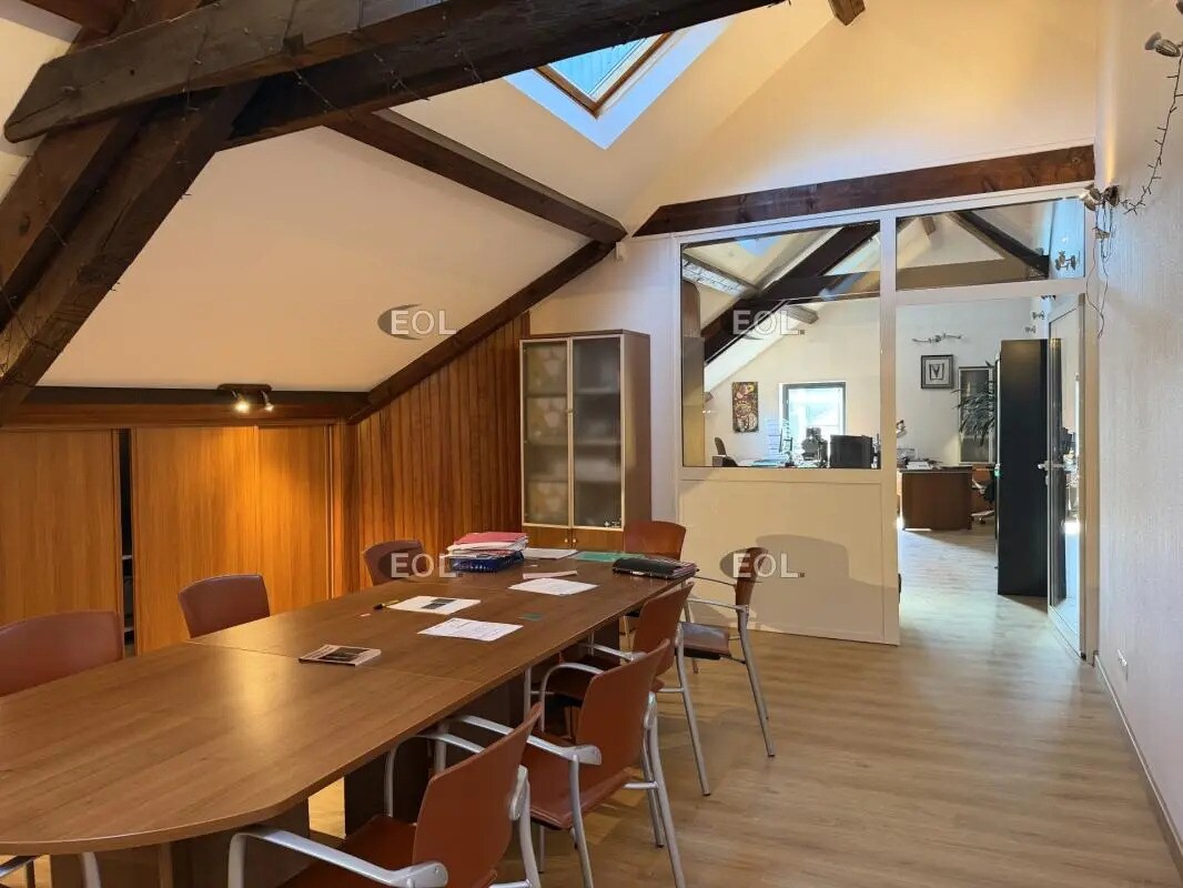 Retail in Les Ulis for sale Interior Photo- Image 1 of 5