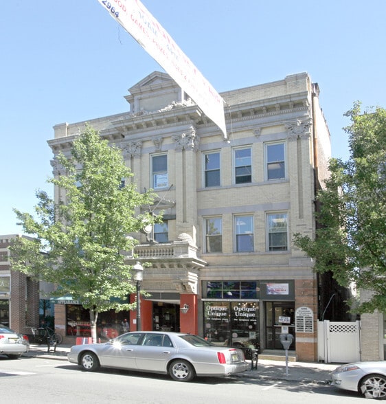 406 Main St, Metuchen, NJ for rent - Building Photo - Image 1 of 2