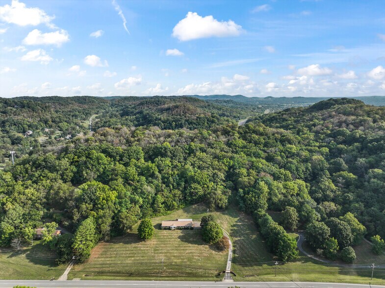 7024 Moores Ln, Brentwood, TN for sale - Aerial - Image 2 of 6