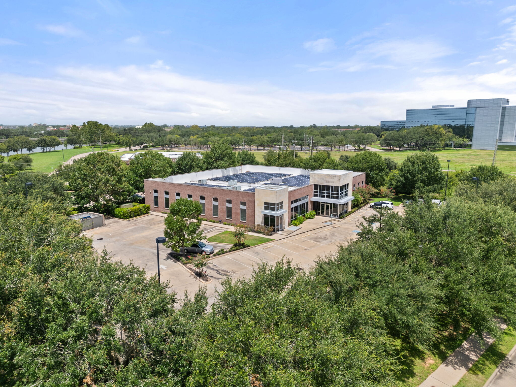 16701 Creek Bend Dr, Sugar Land, TX for rent Aerial- Image 1 of 24