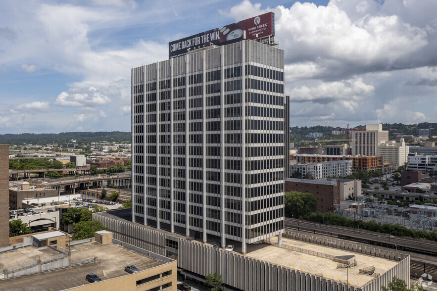 2 20th St N, Birmingham, AL for rent - Building Photo - Image 2 of 15