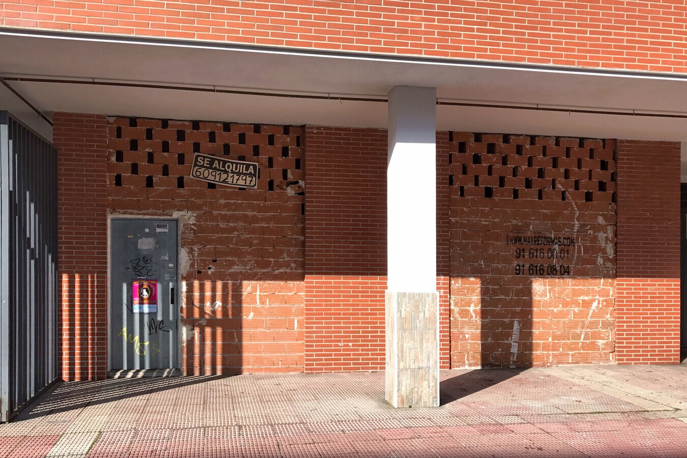 Calle Jaime i el Conquistador, 3, Parla, MAD 28982 - Unit L2 Esc 1 -  - Interior Photo - Image 1 of 2