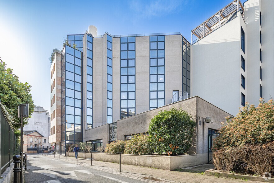 76 Boulevard De La République, Boulogne-Billancourt to rent - Building Photo - Image 3 of 22