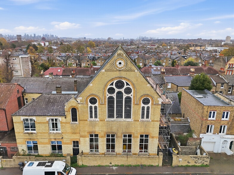 1A Elm Park, London to rent - Building Photo - Image 3 of 7