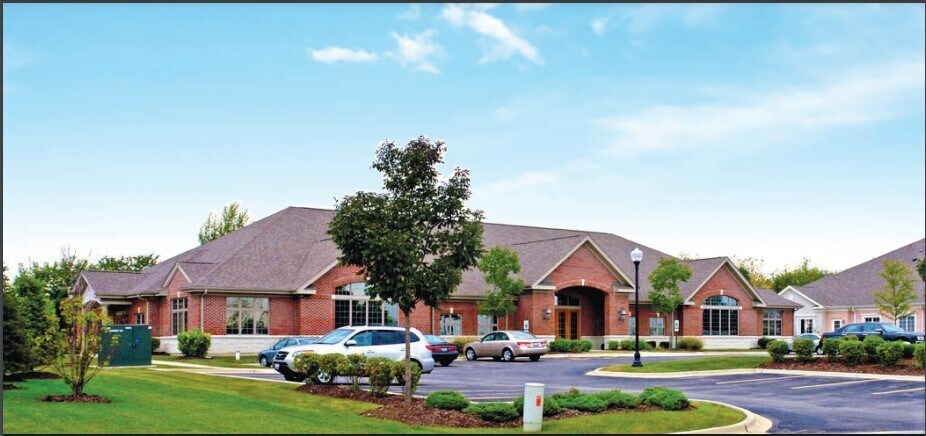 18 Executive Ct, South Barrington, IL for sale Building Photo- Image 1 of 1