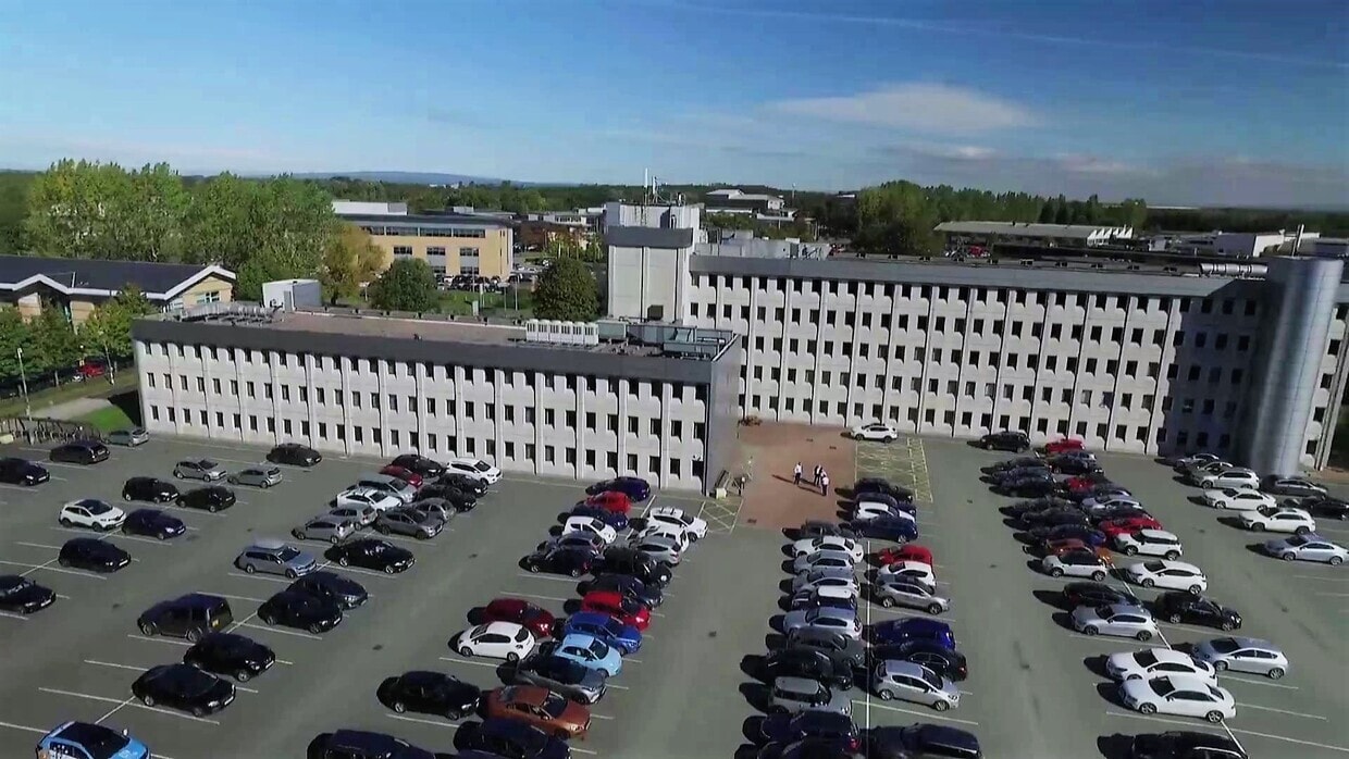 1 Warrington Rd, Warrington to rent Building Photo- Image 1 of 6