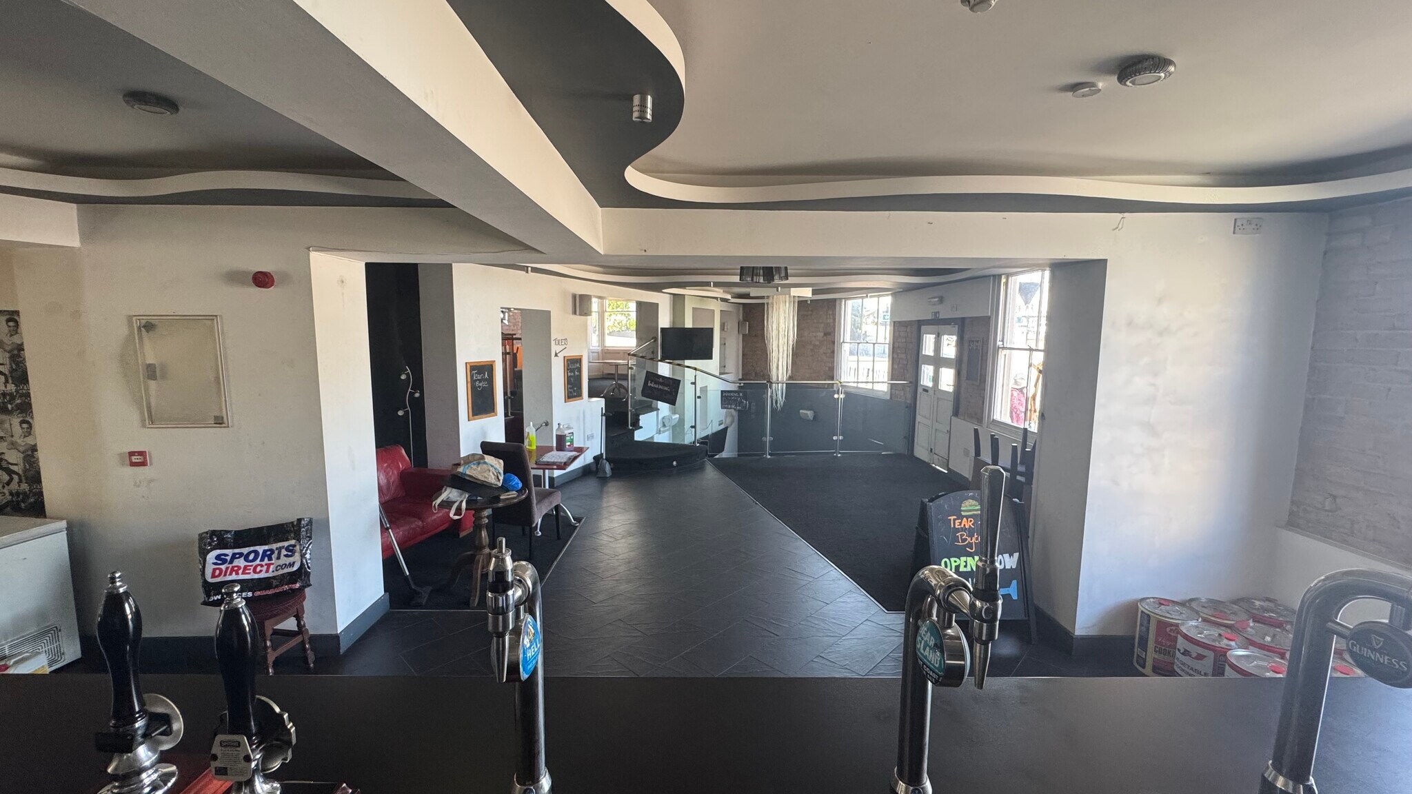 2 High St, Leamington Spa for sale Interior Photo- Image 1 of 1