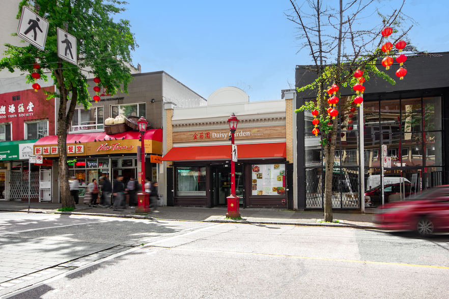 142 E Pender St, Vancouver, BC for sale - Building Photo - Image 2 of 14