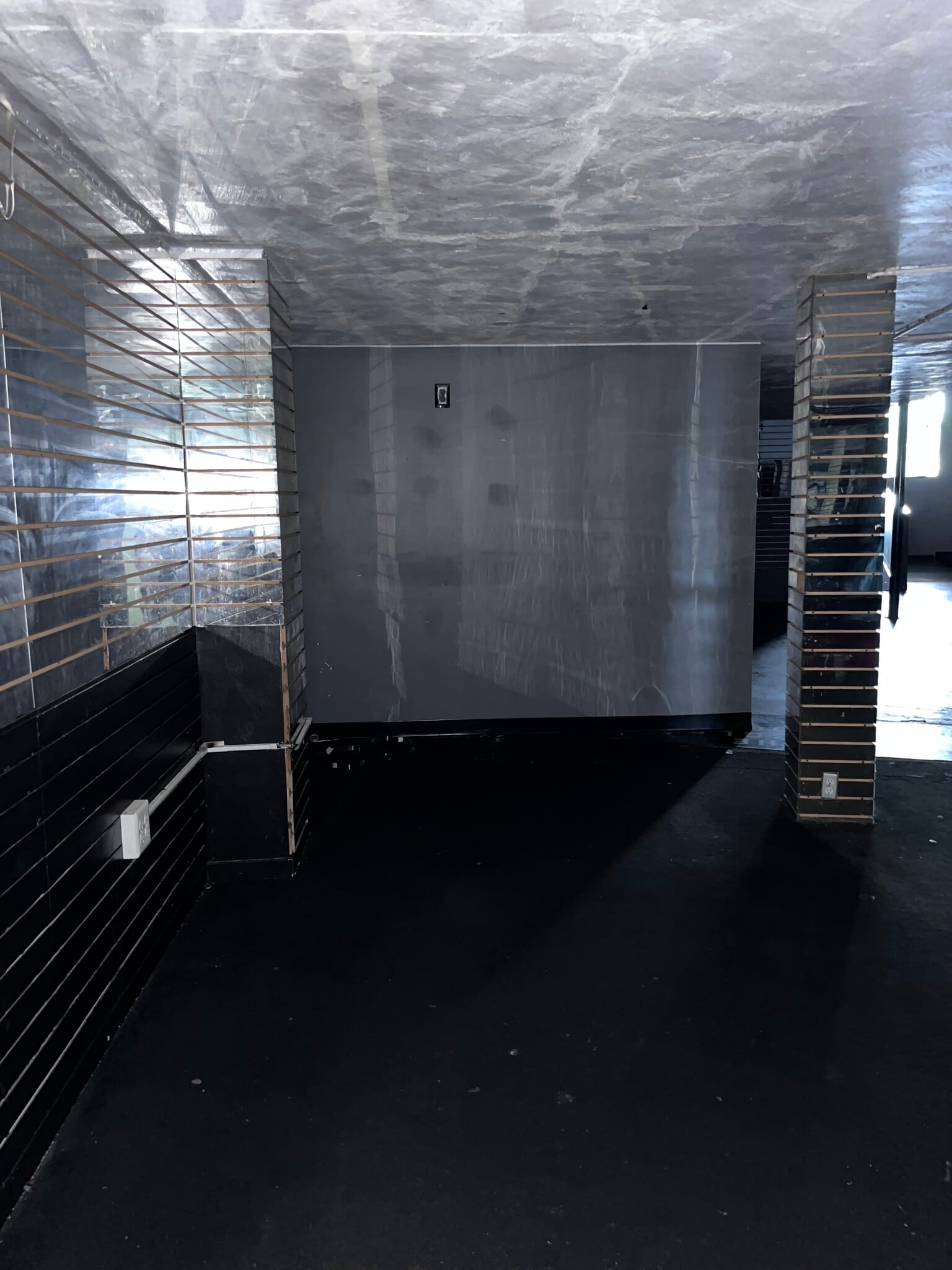 230 Rodi & Frankstown Rd, Pittsburgh, PA to rent Interior Photo- Image 1 of 5