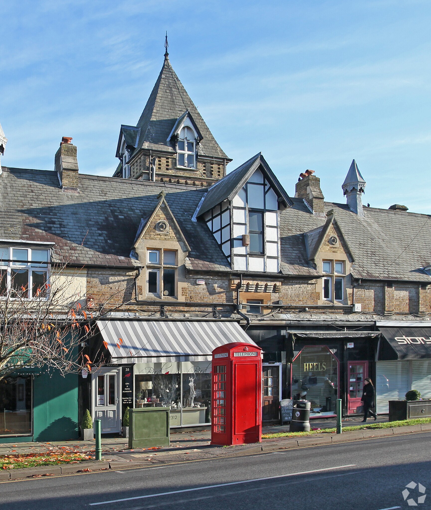 35-47 Chobham Rd, Ascot for sale Primary Photo- Image 1 of 1