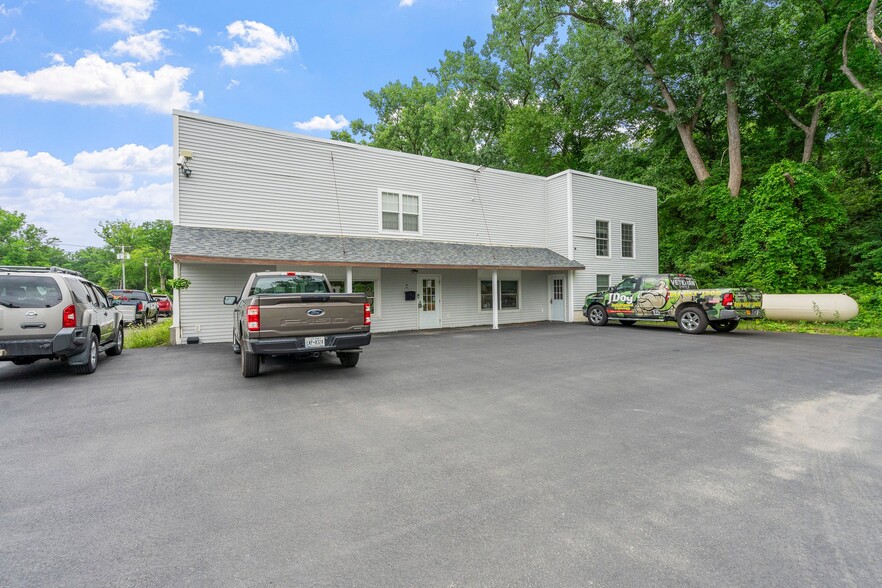 398 Anthony St, Schenectady, NY for sale - Building Photo - Image 1 of 28