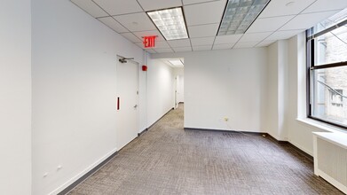 32 Broadway, New York, NY for rent Interior Photo- Image 1 of 4