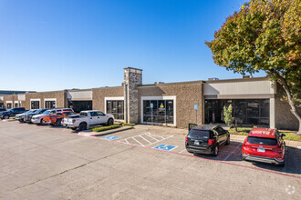 3704-3732 Arapaho Rd, Addison, TX for rent Building Photo- Image 1 of 7