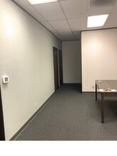 3075 Citrus Cir, Walnut Creek, CA to rent Interior Photo- Image 2 of 7