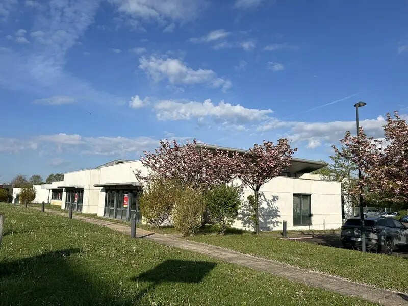 Location Bureaux 625 m² à 1 753 m² - Photo 1