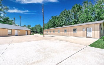 2986 County Road 180, Alvin, TX for sale Primary Photo- Image 1 of 1