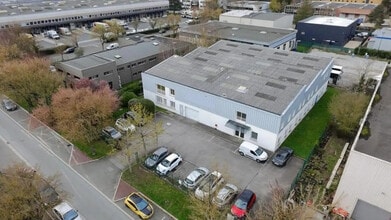 423 Rue Audemars, Buc, YVE - Aerial  map view