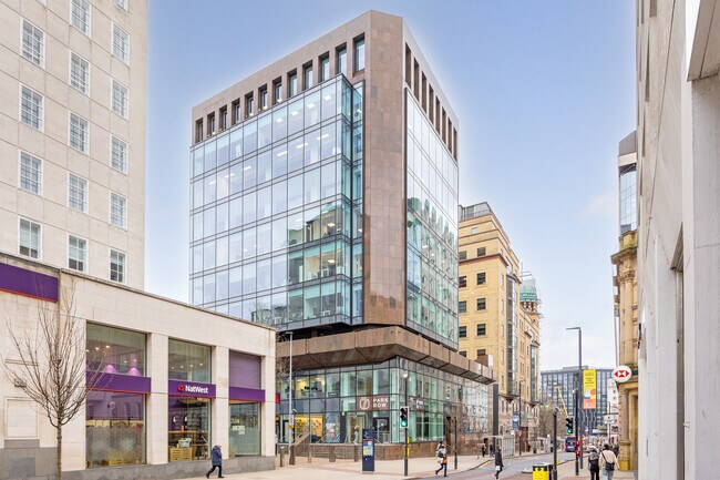 More details for 7 Park Row, Leeds - Retail to Rent