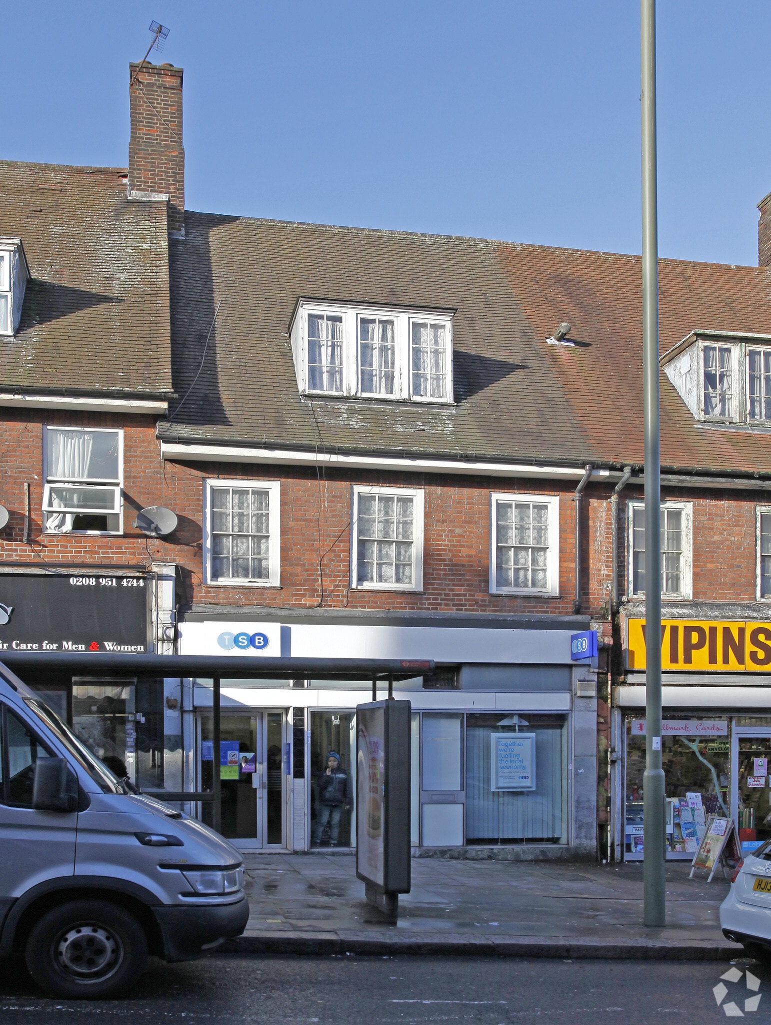 21 Watling Ave, Harrow for sale Primary Photo- Image 1 of 1