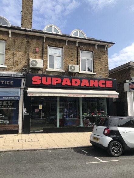 159 Queens Rd, Buckhurst Hill to rent - Building Photo - Image 1 of 4
