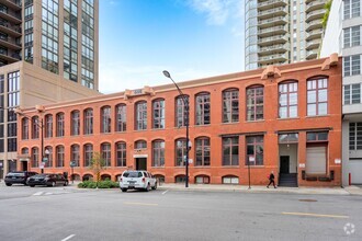 445 W Erie St, Chicago, IL for rent Building Photo- Image 1 of 4