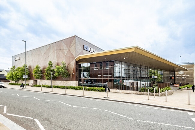 More details for Nab Ln, Blackburn - Retail for Sale