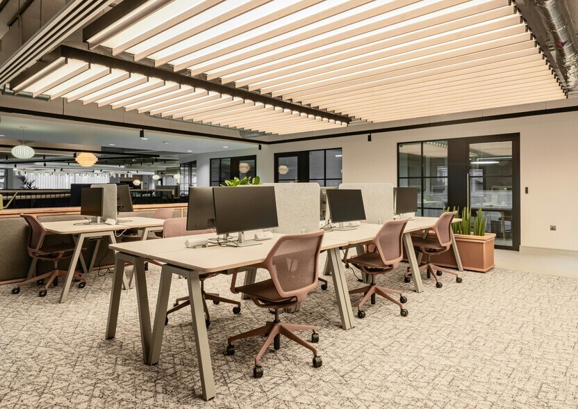 Station Brg, Harrogate to rent - Building Photo - Image 3 of 11