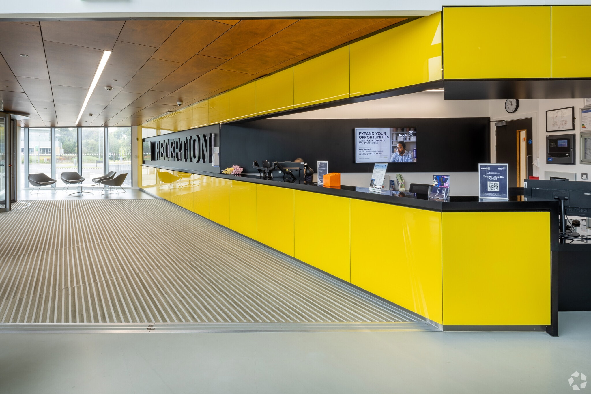 Home Farm Dr, Keele to rent Building Photo- Image 1 of 24