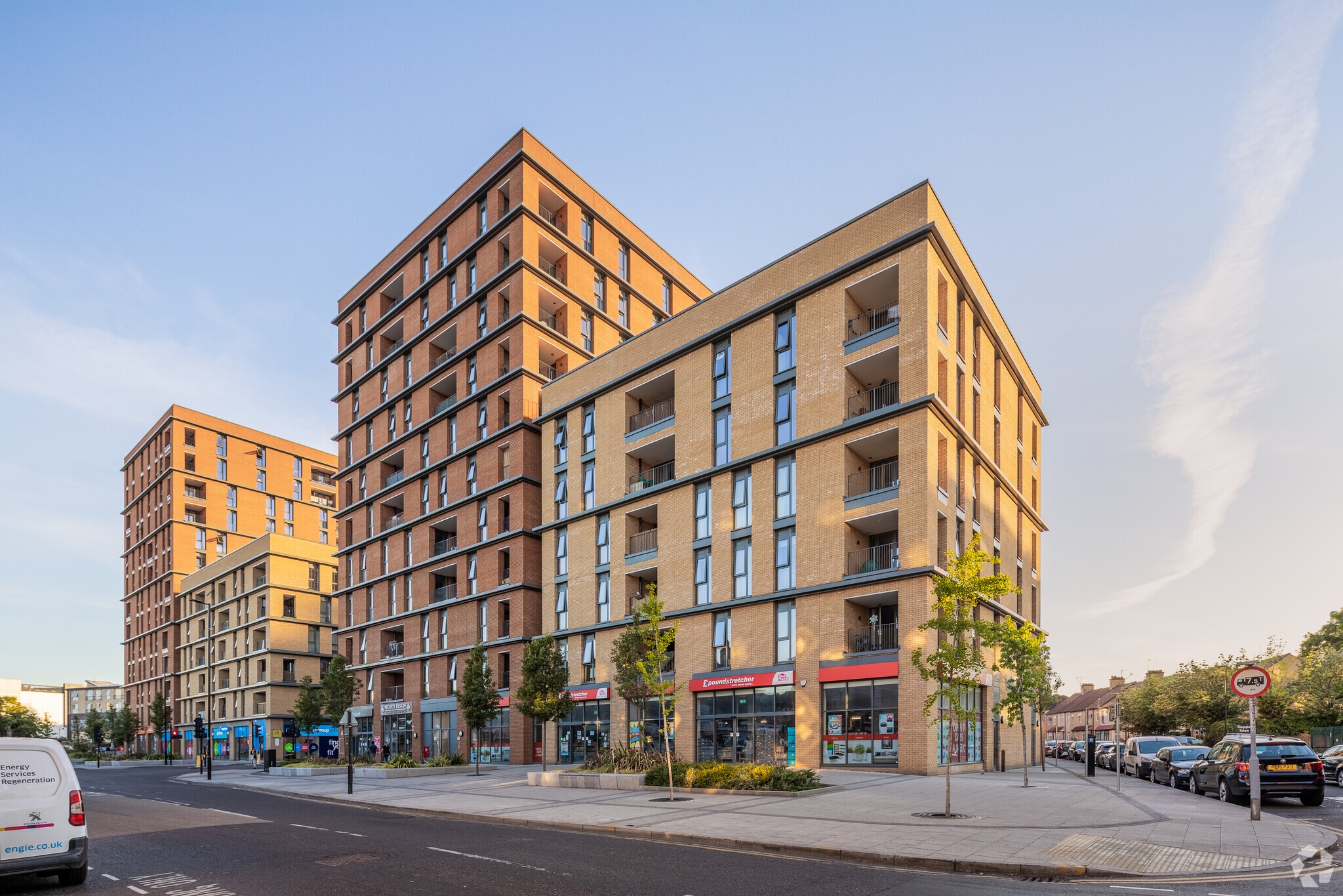 305-309 High St, Sutton to rent Primary Photo- Image 1 of 7