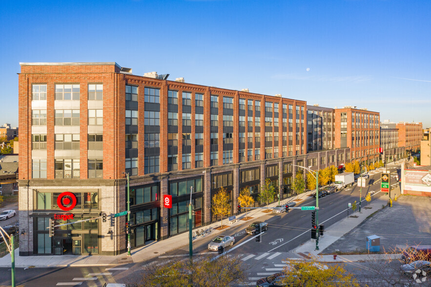 2500 N Milwaukee Ave, Chicago, IL for rent - Building Photo - Image 1 of 4