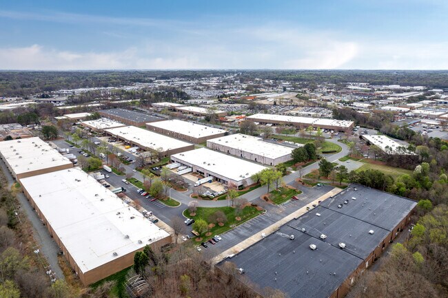 More details for 3401 Woodpark Blvd, Charlotte, NC - Light Industrial, Industrial to Rent