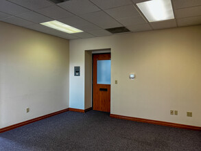 5 W Alder St, Walla Walla, WA for rent Building Photo- Image 1 of 14