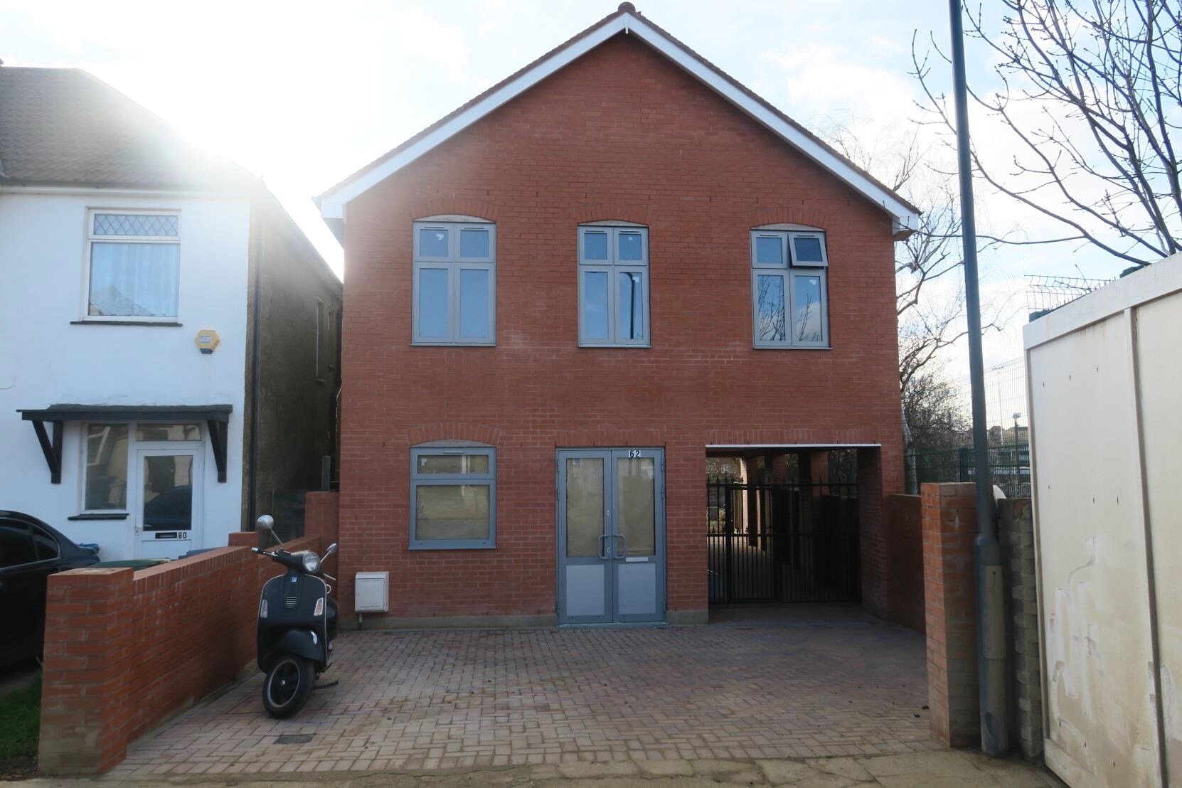 62 Berkhamsted Ave, Wembley for sale Primary Photo- Image 1 of 1