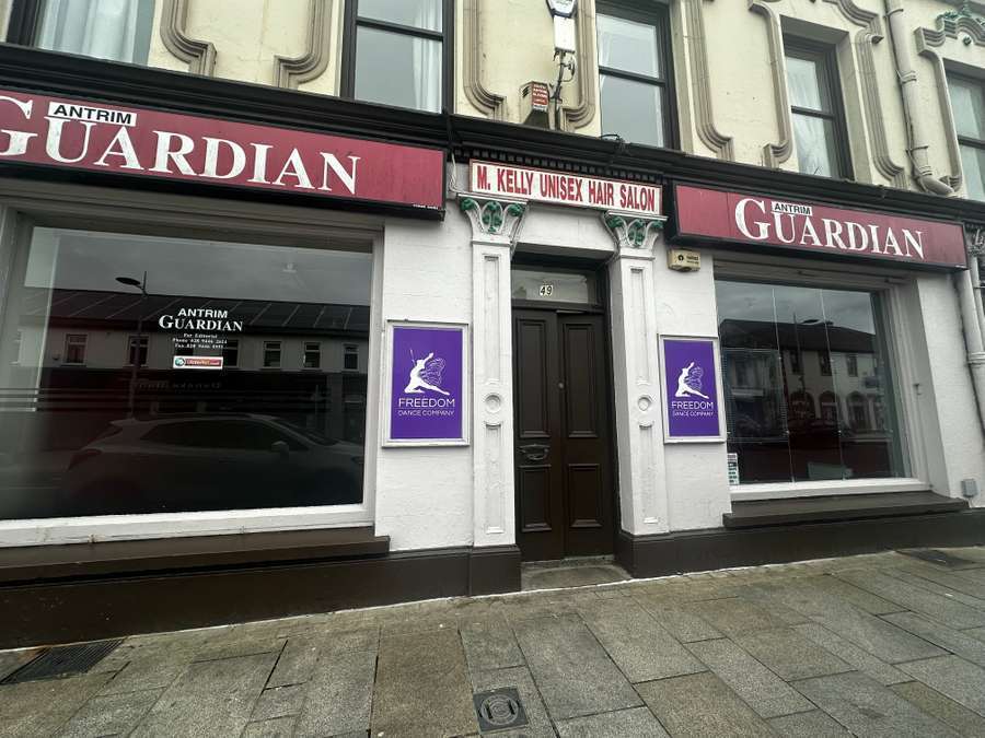 49 High St, Antrim to rent Building Photo- Image 1 of 2