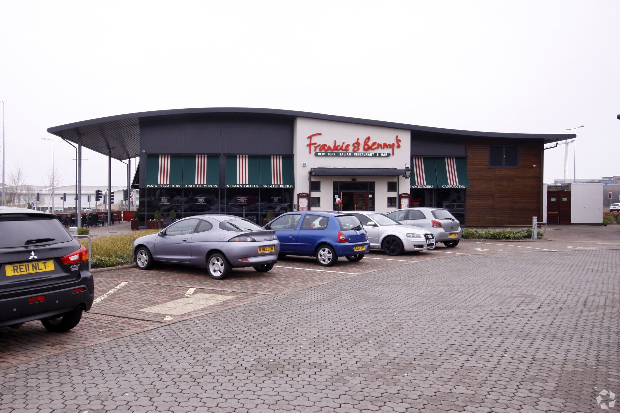 Dunleavy Dr, Cardiff for sale Primary Photo- Image 1 of 1