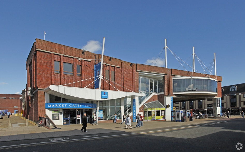 Market Gates, Great Yarmouth to rent - Building Photo - Image 3 of 20