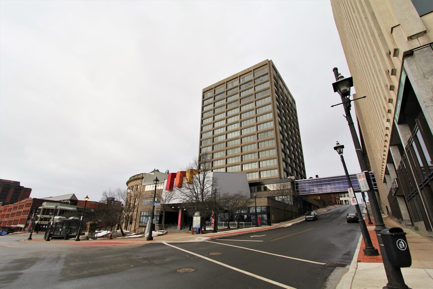 15 Market Sq, Saint John, NB for rent - Building Photo - Image 3 of 37