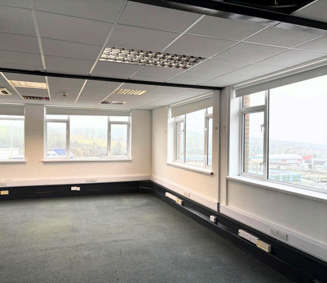 Crowhurst Rd, Brighton to rent Interior Photo- Image 1 of 5