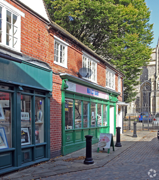 1-3 Cornmarket, High Wycombe for rent - Building Photo - Image 2 of 8