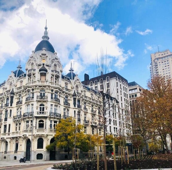 Calle Ferraz, 2, Madrid, Madrid to rent - Building Photo - Image 1 of 5