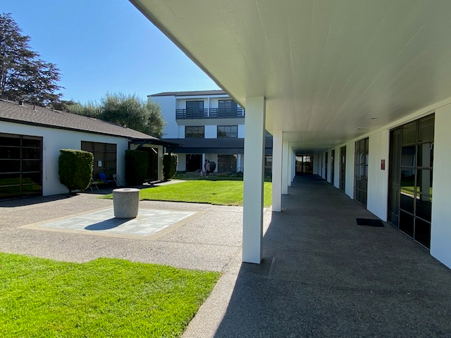 1291 E Hillsdale Blvd, Foster City, CA for rent - Building Photo - Image 3 of 8