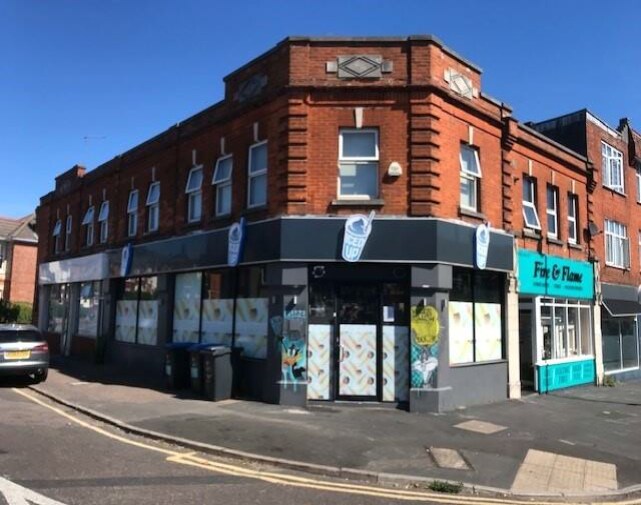 297 Charminster Rd, Bournemouth, BH8 9QP UK