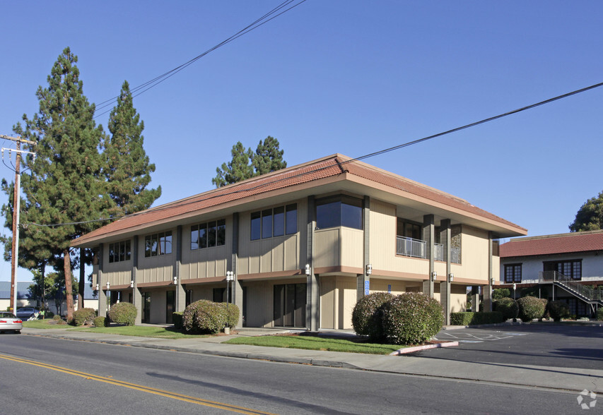 690 Saratoga Ave, San Jose, CA for rent - Building Photo - Image 2 of 5