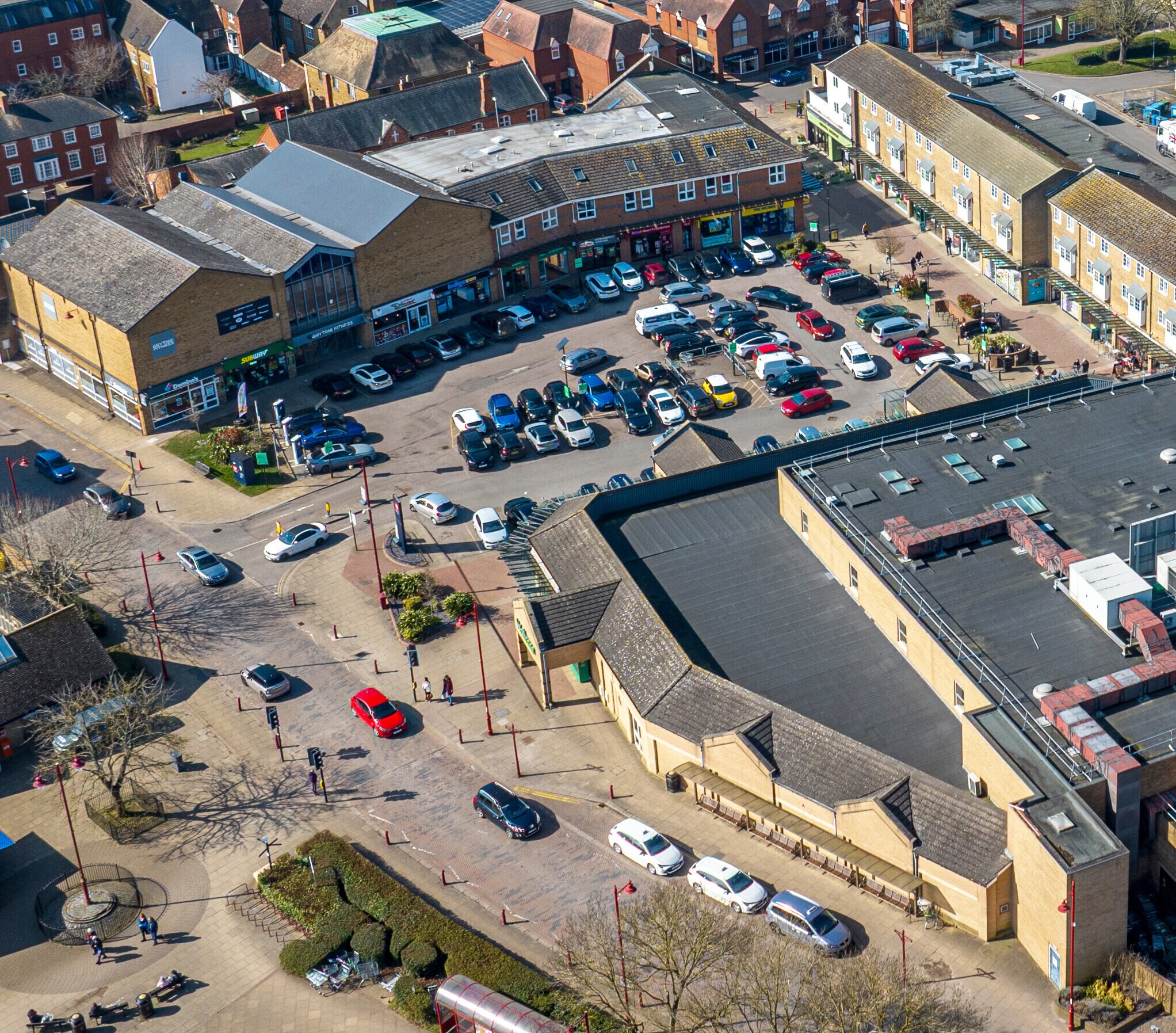 Bowen Sq, Daventry to rent Building Photo- Image 1 of 10