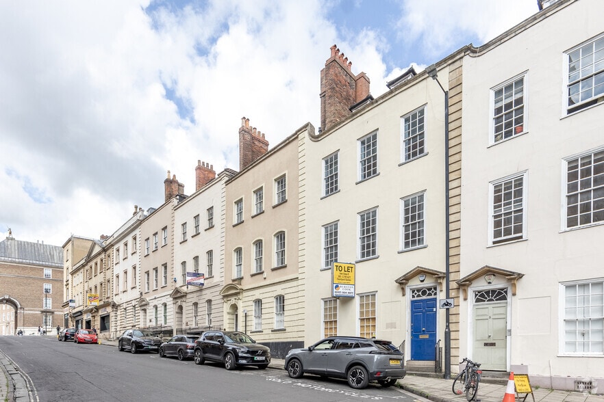 8 Unity St, Bristol to rent - Building Photo - Image 3 of 3