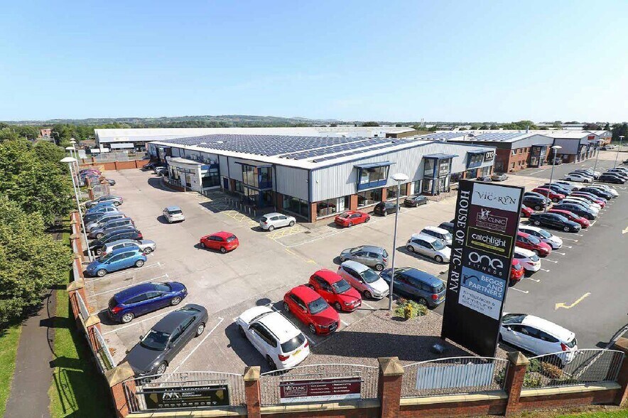 Moira Rd, Lisburn to rent - Building Photo - Image 1 of 2